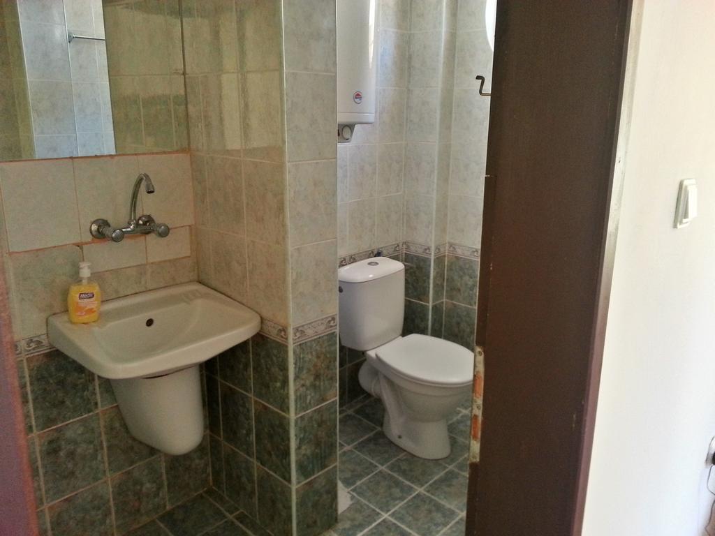 Guest House Zora Belogradcic Exterior foto